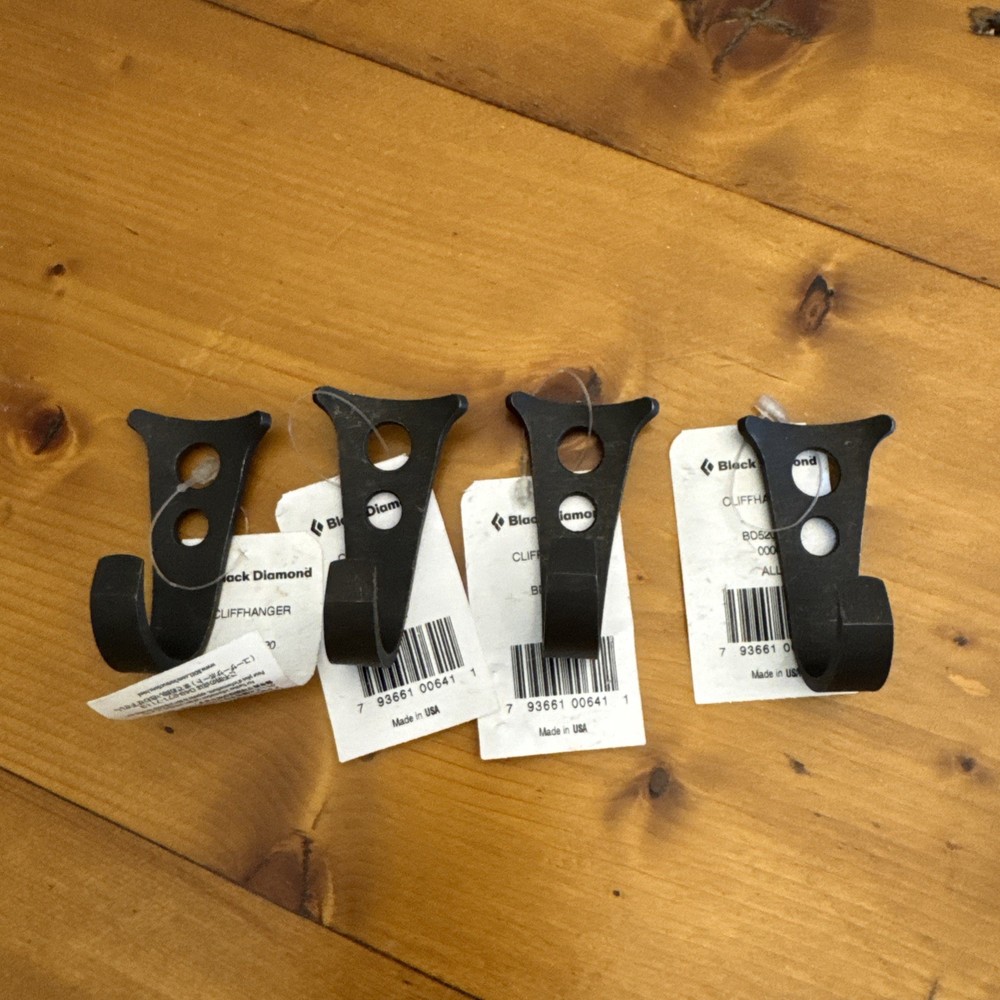 Black Diamond Cliffhanger Hook Lot Of 4
