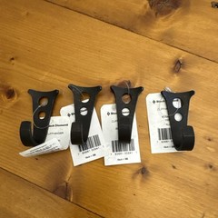 Black Diamond Cliffhanger Hook Lot Of 4