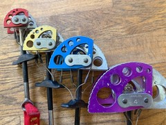 Vintage Trad Climbing Cam Rack WILD COUNTRY CHOUINARD BLACK DMND METOLIUS 10 Pcs