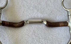 MYLER HBT Shank Low Port Comfort Snaffle Bit~5-1/2″Sweet Iron Mouth~MB04~Level 2