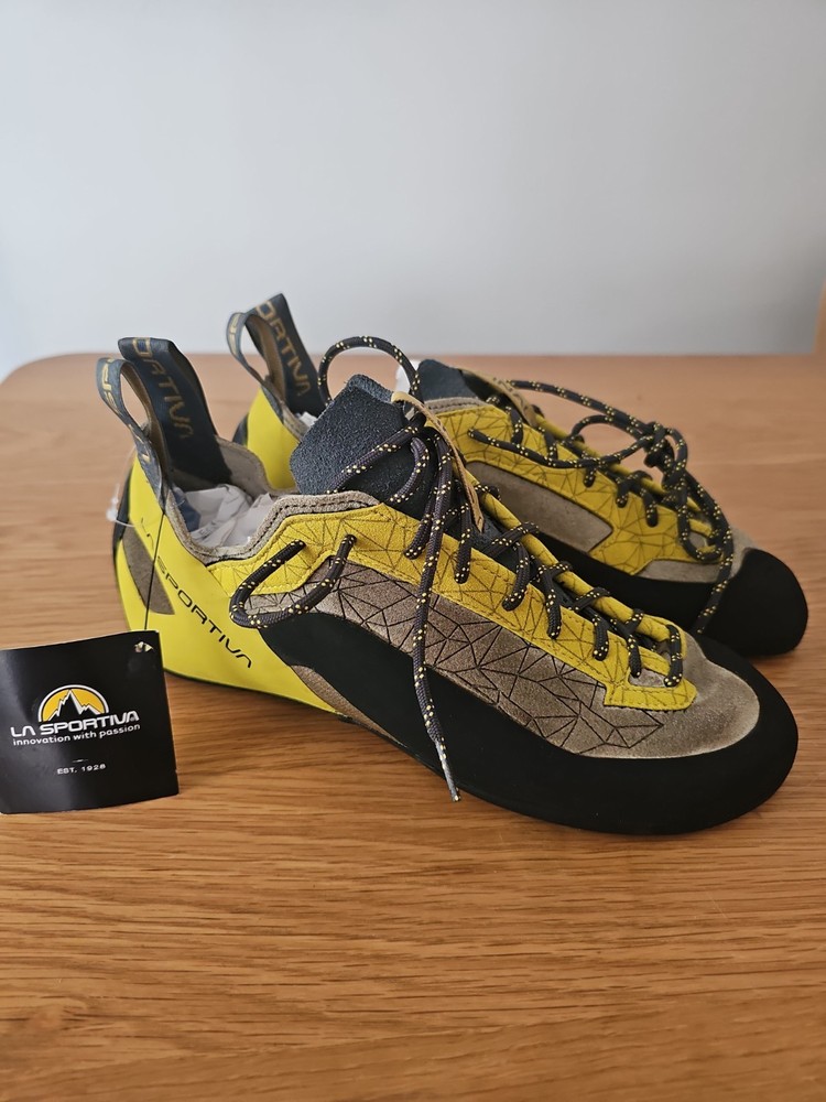 La Sportiva Finale Rock Climbing Shoes Men 10.5 / WOMEN 11.5