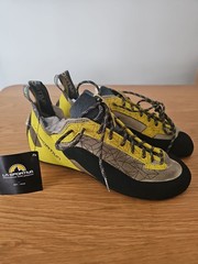 La Sportiva Finale Rock Climbing Shoes Men 10.5 / WOMEN 11.5