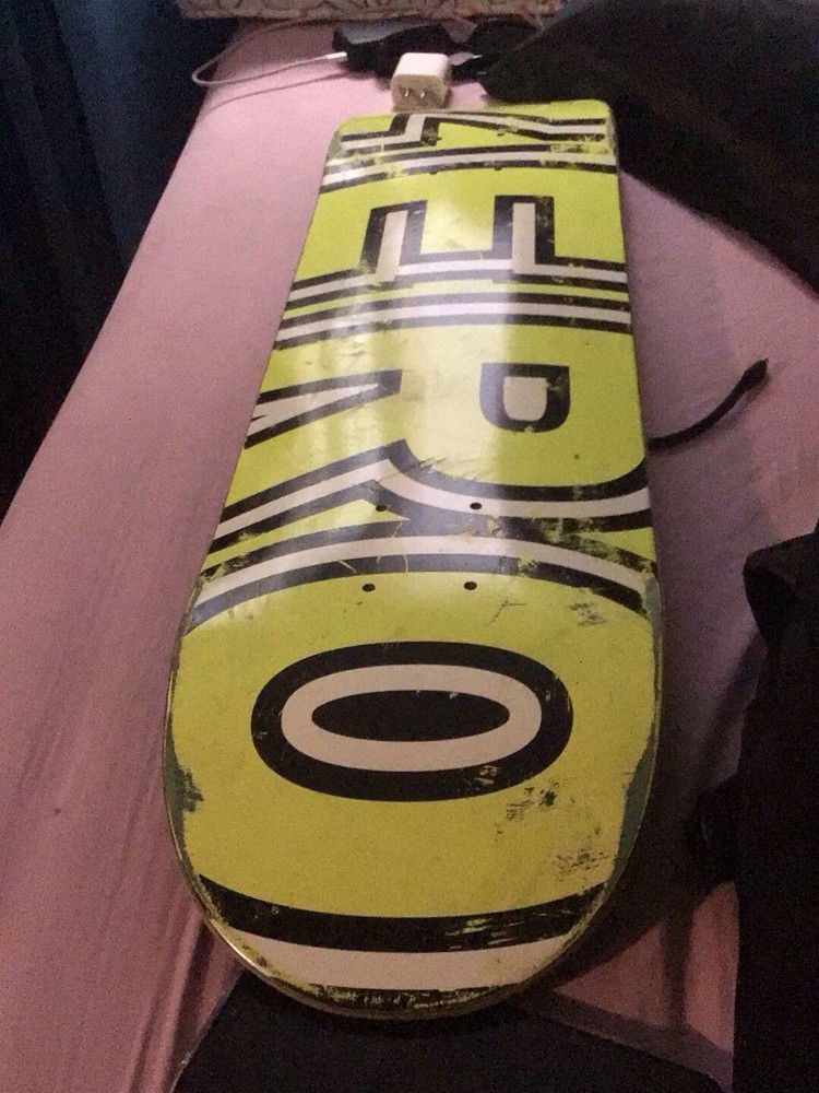 Zero ZERO Skateboard Deck Green/Black Logo Graphic Design