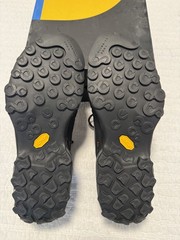 La Sportiva TX4 Approach Shoes Carbon/Flame Mens US 9.5 EU 42.5 New with Box