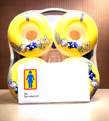 GIRL HELLO KITTY RAINBOW WHEELS 52mm Wheels