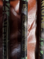 10 BEMAN ICS 400 VENTURE CARBON ARROWS WITH VANES,TIPS/BROADHEADS FOR BOWHUNTING