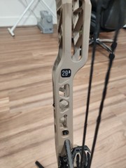 Mathews Lift 29.5 Left-Handed
