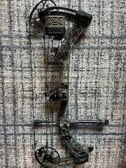 Mathew’s V3 31-29.5 inch draw length- 65# and 75# switch weight mods included