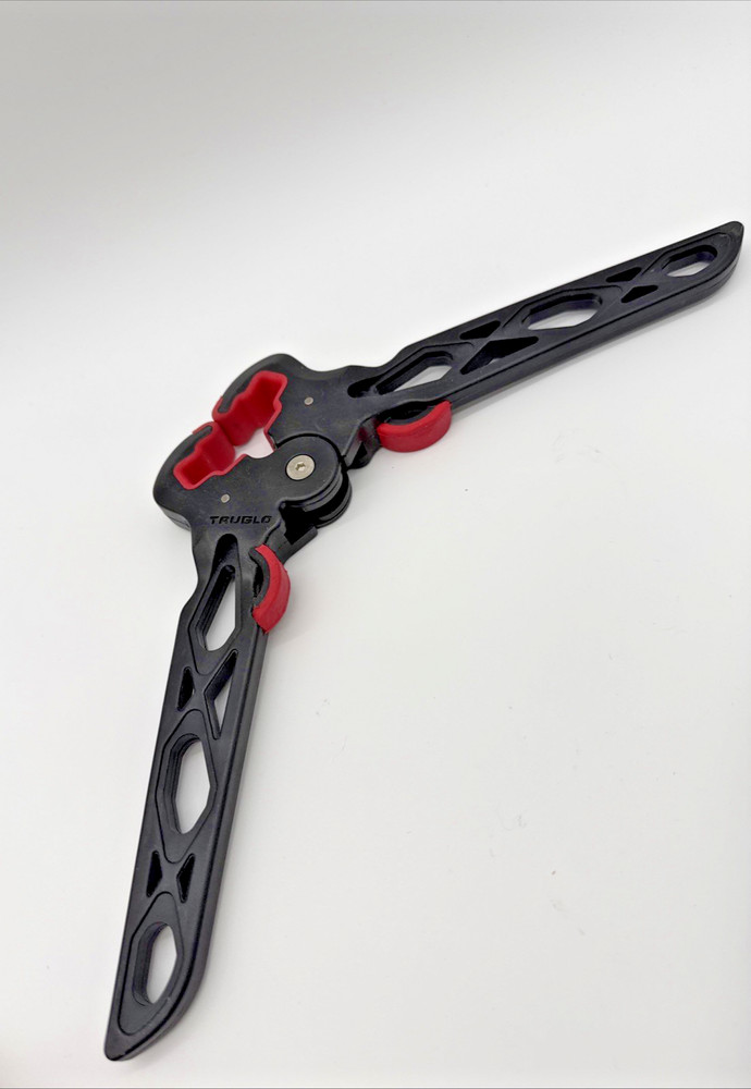 Truglo Bow Jack Folding Bow Stand Mini-Wide – Black/Red 7.25″ leg length