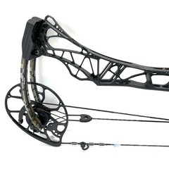 Mathews Lift 29.5 Bow RH 27″/ 65lbs. – Black and Mossy Oak Bottomlands