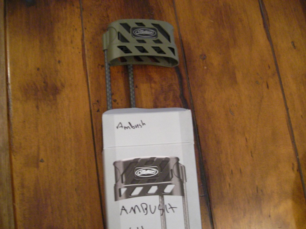 NEW Mathews Low Pro Lowpro Detachable 5 Arrow Quiver AMBUSH GREEN LEFT HAND