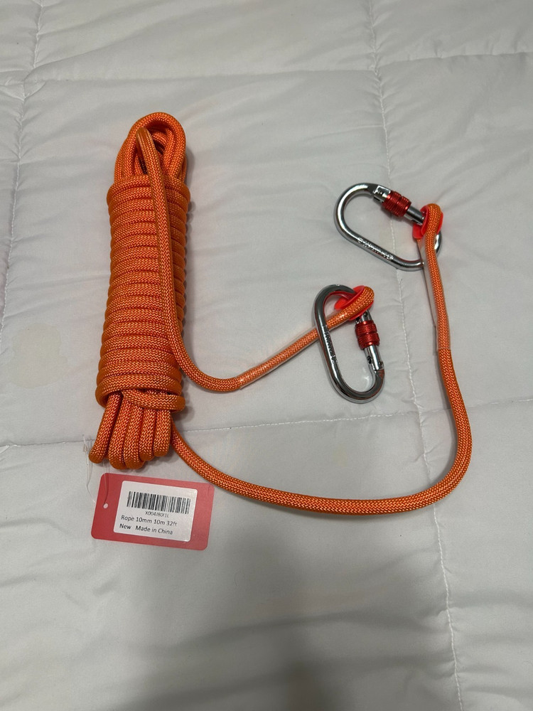 Durable 32FT (10 M) Outdoor Rope – 10mm Polyester Orange- 2 locking Carabiners