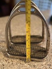 Set Of Fillis Stirrup Irons 12 Cm (4.7”) With rubber Tread pads Well Loved