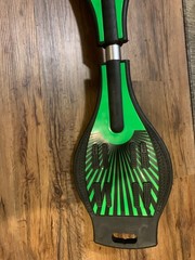 Ripstick Rip Stick Caster Board Bright Green 2 Wheel Skateboard 34″ Long