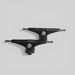 Neil Carver Gullwing Charger 50° 10″ Axle black/Longboard Trucks (Set of 2)