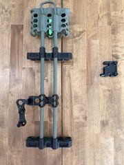 Trophy Ridge Hex Light 5 Bow Quiver 5-Arrow Polymer Compound Green/Black AQ110
