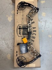Bear Legend XR 70# LH Whitetail Camo (AV34A600W7L)