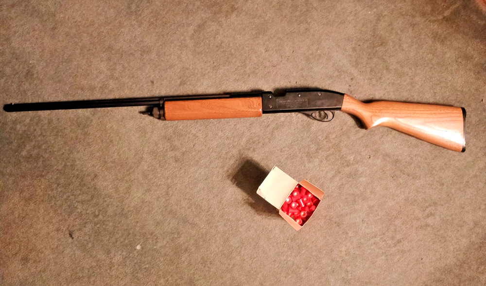 Crosman 1100 Trapmaster Co2 Powered Shotgun with Shells