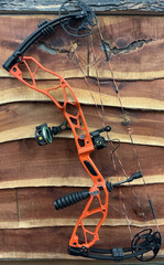 Elite Option 6 50# D/W 28″ D/L Canyon Orange Ready to Shoot Good Condition