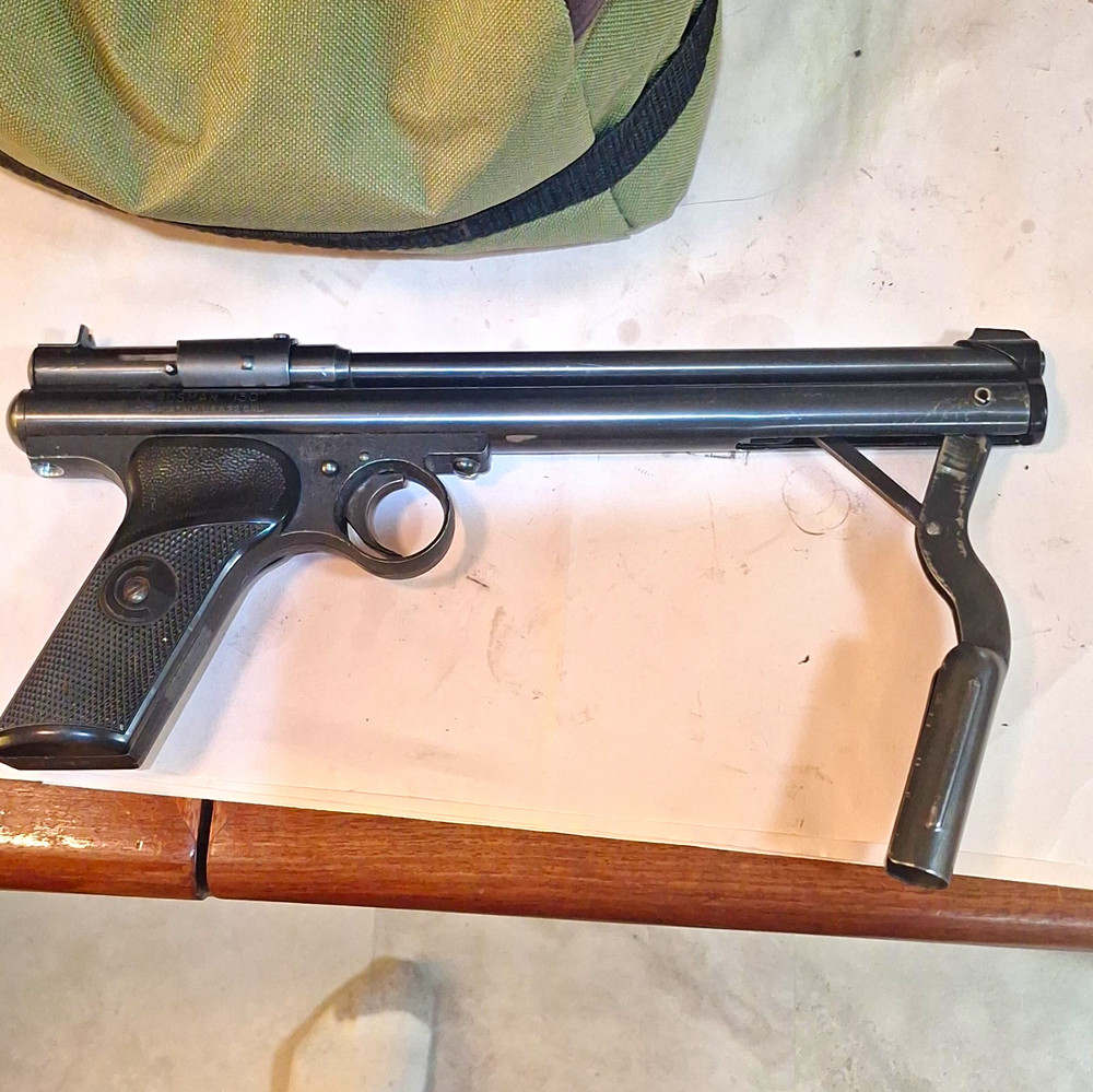 Crosman 1950-1970-130 Multiple Pump .22 pell, complete no missing parts.