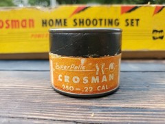 VTG Crosman Home Shooting Set 116k Crosman «22» Pellet Gun