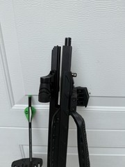 CenterPoint AXCD190FCK Dagger 390 Compound Crossbow Body Only W/ Accessories