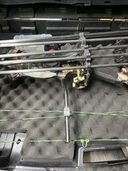 Martin Archery Saber SE Pro Series Compound Hunting Bow w/ Accessories Pre-owned