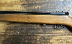 1952 – 1954 CROSMAN MODEL 120 PUMP .22 CAL. PELLET GUN AIR RIFLE – Hard to Find