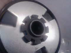GYMMEDS Centrifugal Go Kart Clutch 3/4″ Bore 10 Tooth for #40/41/420 Chain 6.5HP