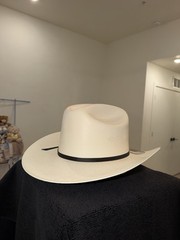 CL Hats White Western Cowboy Hat with Black Band and Multicolor Feather