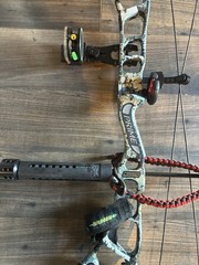 Prime Logic RH 29” 70LB Compound Bow 330fps READY TO SHOOT!
