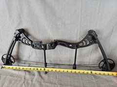Man Kung Aurora Adjustable Compound Bow 30-55lb 19-29″ Draw MK-CB50BK – RH