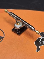 LEEFAI Pro Fingerboard Trucks 29/32/34/36mm G4 -Raw Metal Color-Inverted King