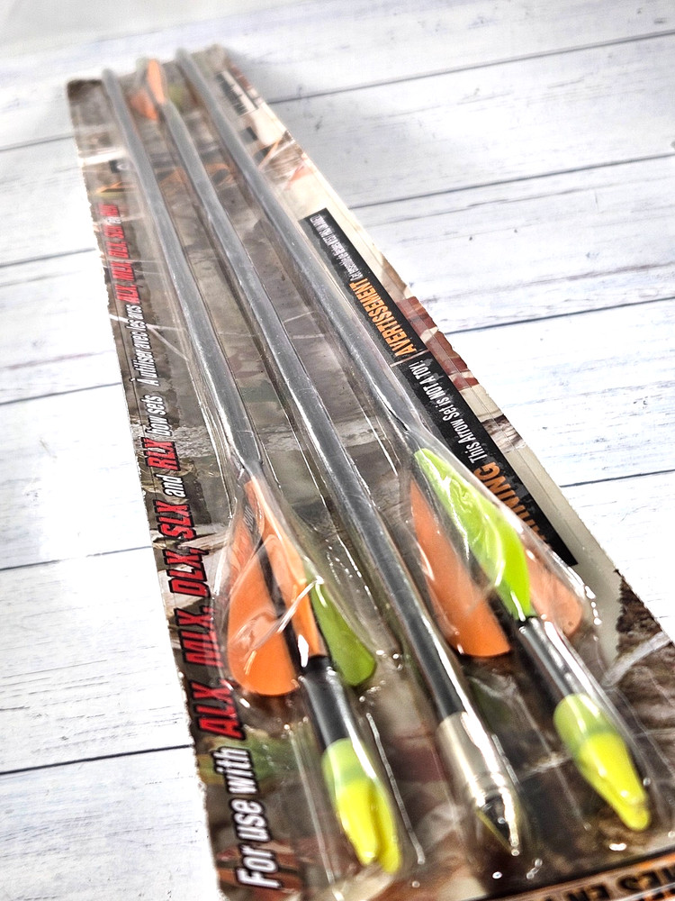 HIGH-FIVE Fiberglass Arrows, 3 Pack