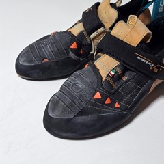 Scarpa Instinct VS 70013-000-1 Climbing Shoes Unisex M10/W11 Black Performance
