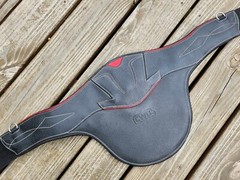 CWD Black/Fuchsia Sport Color Anatomic Stud Belly Guard Jump Girth 50″/125cm NEW