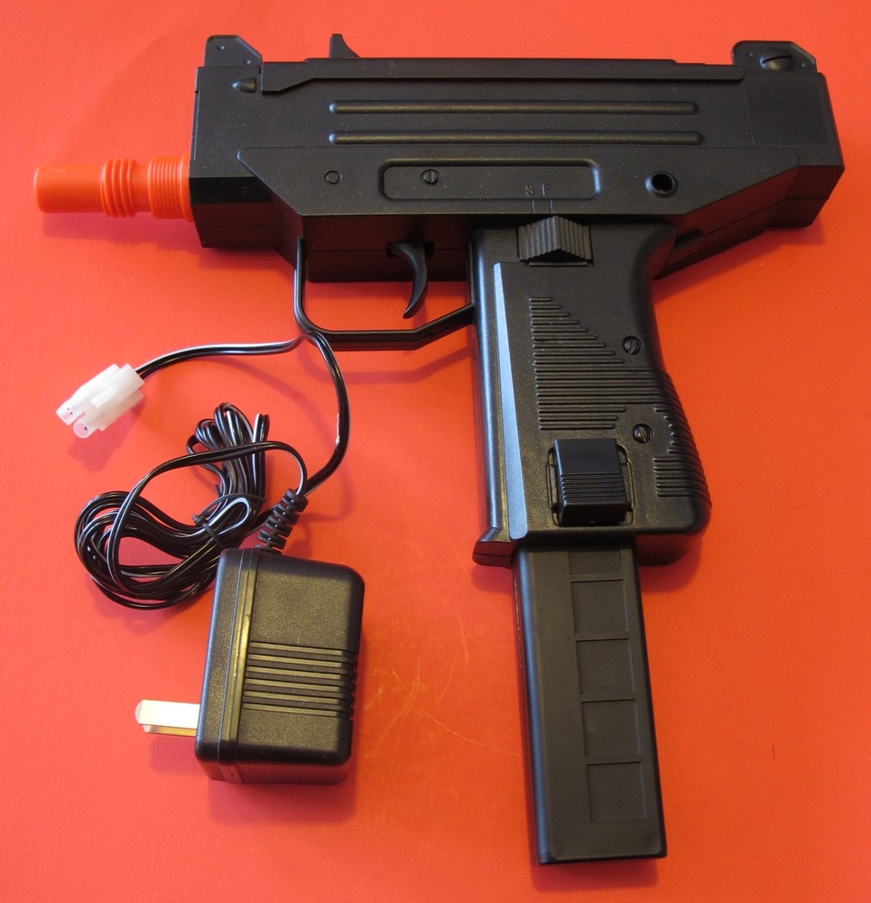UZI MAC 10 Auto Electric Airsoft Gun w/Rechargeable Battery & Battery Charger