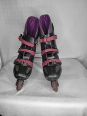 Rollerblade AstroBlade Adult Size 10 InLine Skates Astro Blade Black Purple
