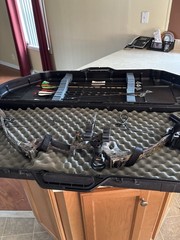 Martin Magnum Compound Bow Package – $325 W/Case & Arrows
