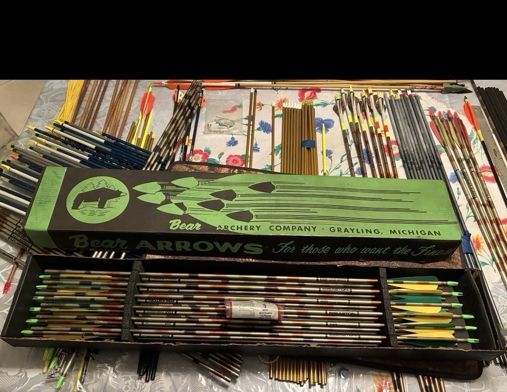RARE !!! COLLECTOR BEAR GRAYLING ARROW BOX (12) EASTON XX75 2018 ARROWS +INSERTS
