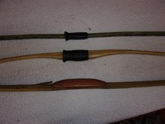 Wood and Fiber Glass Recurve Long Bow Lot for Repair or Wall Hangers