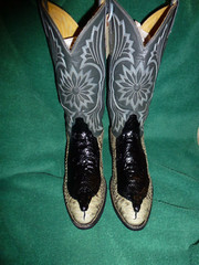 TONY LAMA COBRA HEAD BOOTS MENS 81/2B SNAKE SKIN MADE IN USA