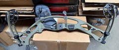 Hoyt RX-9 Short Draw 40 – 50lbs/23″ – 27″/Wilderness