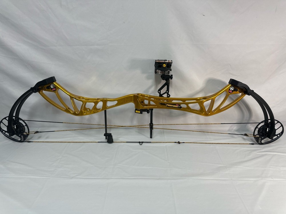 J06 – PSE ARCHERY PERFORM X (J06027008)