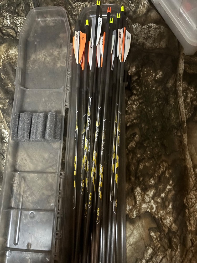 VICTORY Rip XV Elite V1 250 spine Full length (15 arrows) 75gn inserts installed