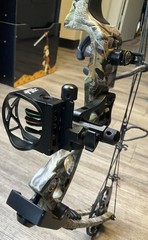Predator Archery Raptor 34″ Compound Bow Right Hand PSE 5‑Pin Excellent