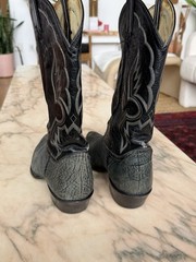 Vtg Tony Lama Black Label 6252 Shrunken Bull Shoulder Cowboy Boots Men’s 10.5D