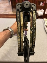 Mathews Lift 29.5 Right-Handed Camo