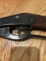 Vtg Daisy Model 1938B Red Ryder BB Gun-Used- works great-with 1988 original box