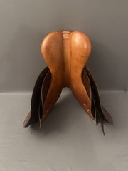 PESSOA 16.5″ CLOSE CONTACT/JUMPING SADDLE, ‘AMO’ MEDIUM TREE 456893